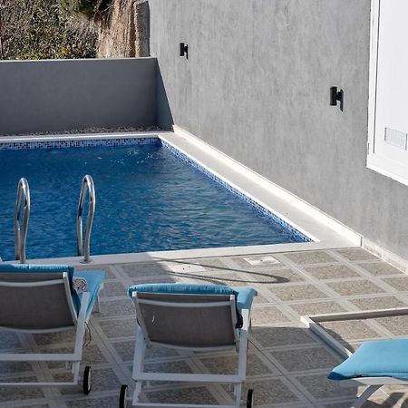 Apartment Lotte With Private Pool In The City Center! Макарска Экстерьер фото