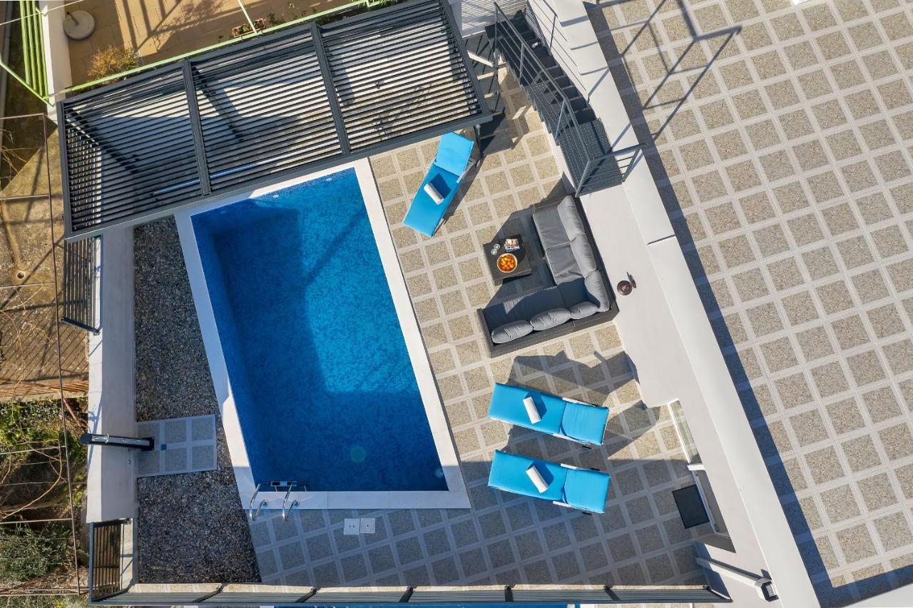 Apartment Lotte With Private Pool In The City Center! Макарска Экстерьер фото